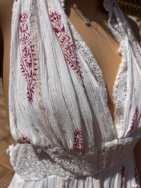 Lightweight Halter Maxi Dress - Picture 4 of 13